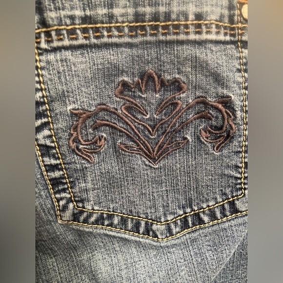 CAbi Size 10 Contemporary Fit Boot Cut Embroidered 895 Jeans - Picture 3 of 6